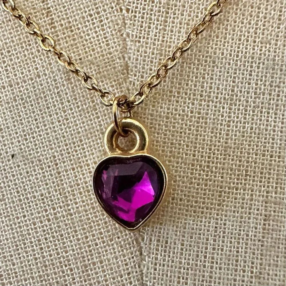Gold tone purple rhinestone mini heart pendant necklace